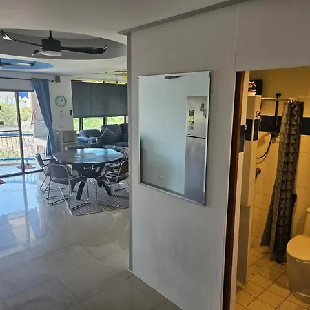 Villa Germania Jomtien Beach Exterior photo